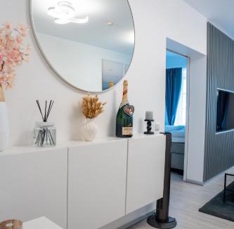 Gmunden Apartment | MIMIs Lakeside Apartment - NEWLY RENOVATED