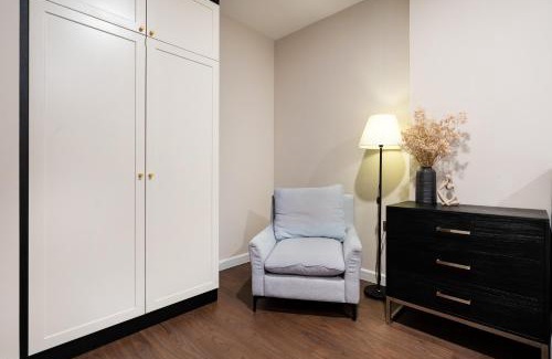 Bach Dang Riverside Apartment | MIN' Apartment - Saigon Royal - Upscale Apartment - near Ben Thanh - Downtown