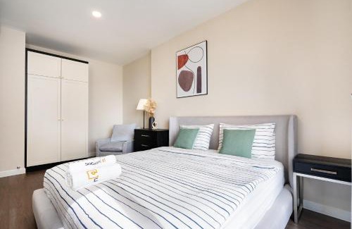Bach Dang Riverside Apartment | MIN' Apartment - Saigon Royal - Upscale Apartment - near Ben Thanh - Downtown