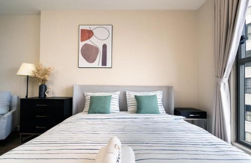 Bach Dang Riverside Apartment | MIN' Apartment - Saigon Royal - Upscale Apartment - near Ben Thanh - Downtown