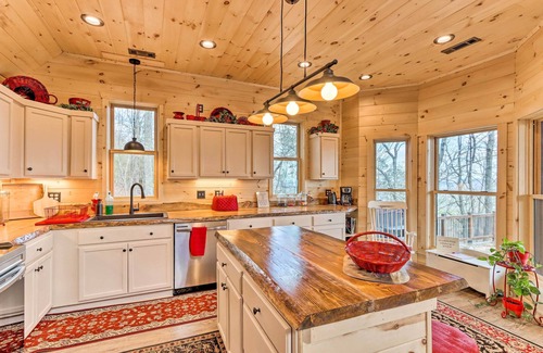 Mineral Bluff Cabin | Mineral Bluff Cabin Near Lake Blue Ridge!