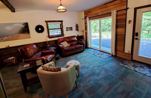 Calumet House | Miners Cove, Keweenaw Themed, 10 min drive to the beach. Peaceful location.