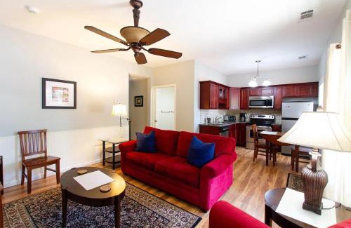 Dahlonega Apartment | Miners Ridge Villa on Choice Ave - Steps to Downtown