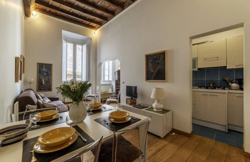 Rome City Centre Apartment | Minerva 5 - FromHometoRome
