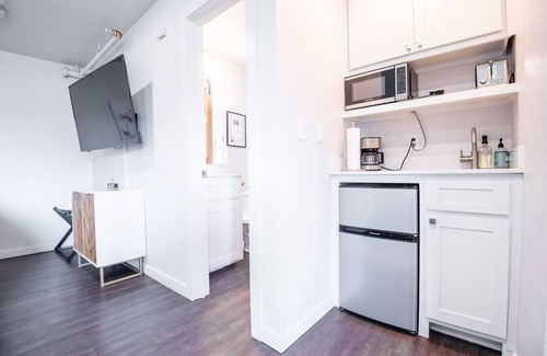 Midtown Apartment | Mini #25 Modern Mini Studio in OKC's Midtown!