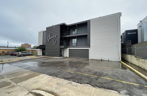Midtown Apartment | Mini #26 Modern Mini Studio in OKC's Midtown!