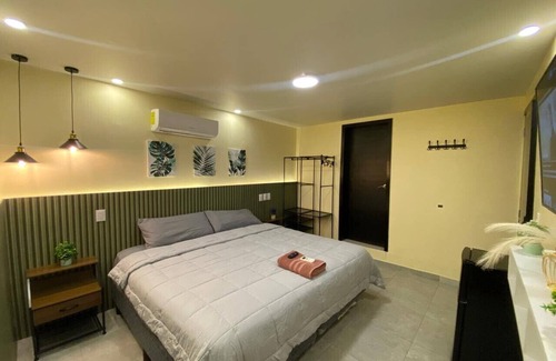 Chetumal Hotel | Mini Hotel Chetumal - Room 2 - King Size Bed