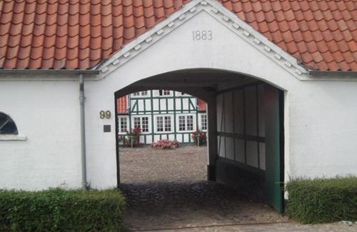 Baring Apartment | Mini-lejlighed med køkken - deler bad og toilet med nabolejlighed 2