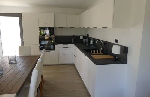 Sainte-Lucie-de-Porto-Vecchio Villa | Mini Villa 55m2 T2 à Louer en Corse du sud