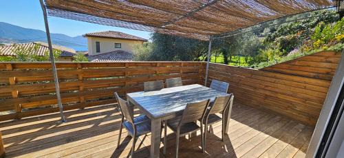 Vetricella Villa | Mini villa T3 climatisée, vue mer, cosy & moderne