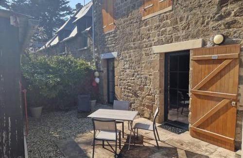 Rotheneuf-Le Pont House | Minihic - Belle maison 3 chambres- Proche Mer