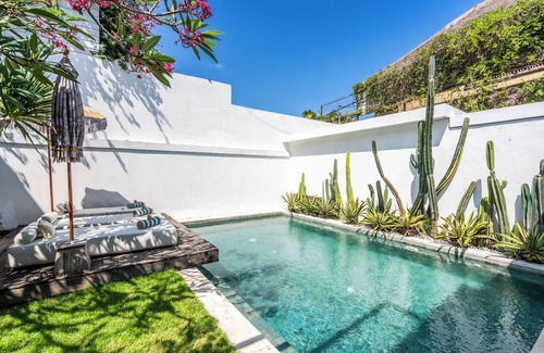 Munggu Villa | Minimalist Luxury 6Bedroom 150m frm Lyma Beach