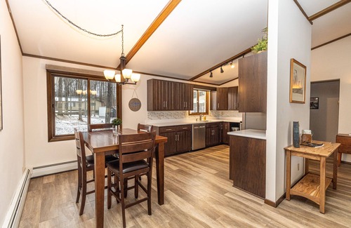 Minocqua House | Minocqua Chain - FALL COLOR DATES AVAILABLE!