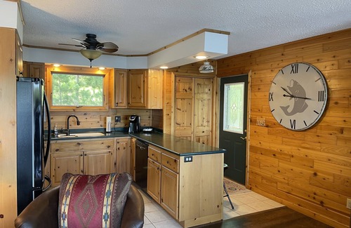Minocqua House | Minocqua Country Club Cottage located on Lake Minocqua!