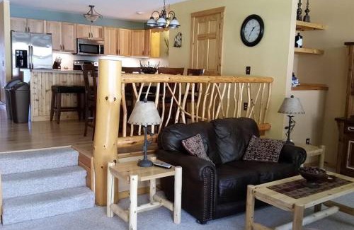 Minocqua House | Minocqua Lake Condo B7