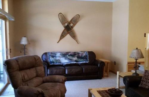 Minocqua House | Minocqua Lake Condo B7