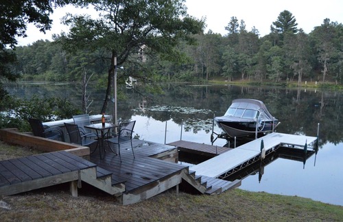 Gordon House | MINONG FLOWAGE - PRIVATE 6 ACRE SETTING ON BEAUTIFUL MINONG FLOWAGE -SLEEPS 8-10