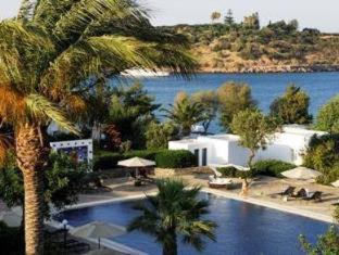 Agios Nikolaos Hotel | Minos Beach Art Hotel, a Member of Design Hotels