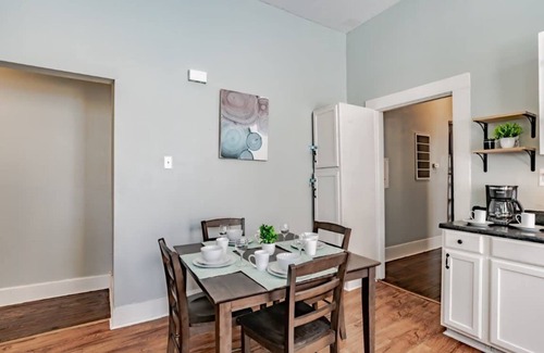 Mobile Apartment | Mins from Downtown & Dining, Dauphin Darling 2