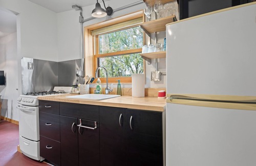 Santa Rita Park House | Mins to Downtown! Cafè Casita