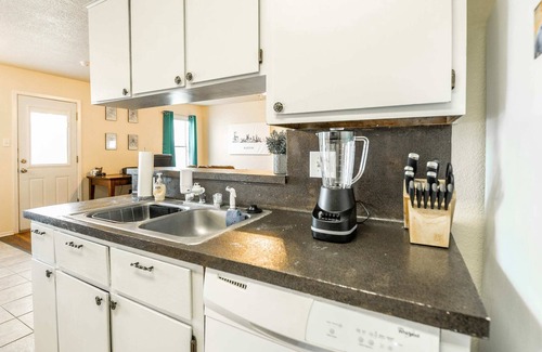 Killeen House | Mins to Ft. Hood, & Belton Lake! Amethyst Hideaway