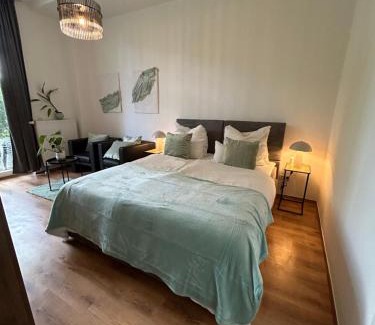 Magdeburg Apartment | Mintara Komfort Apartment mit Grill -Terrasse, Sky und Parkplatz