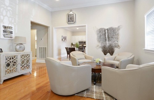 Esplanade Ridge House | Minutes away from French Quarter! GREATER NOLA 3BD HOME