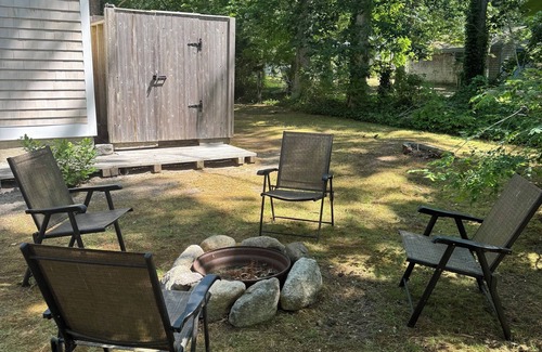 North Eastham House | Minutes from Cape Cod Bay and Bike Path