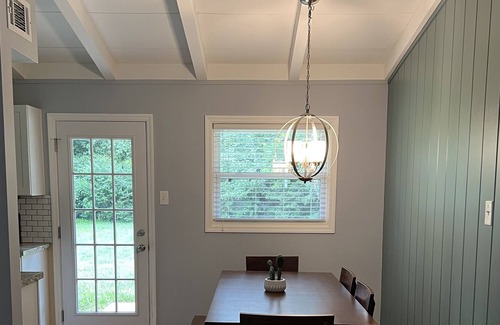 Lexington House | Minutes from Downtown, UK, Keeneland, Airport, and More!