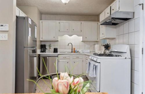 Gunter Afs House | Minutes from Shopping & Dining- Montgomery Marvel