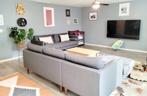 North Image House | Minutes from Vancouver Waterfront, PDX and Dino Park. Spacious Home!