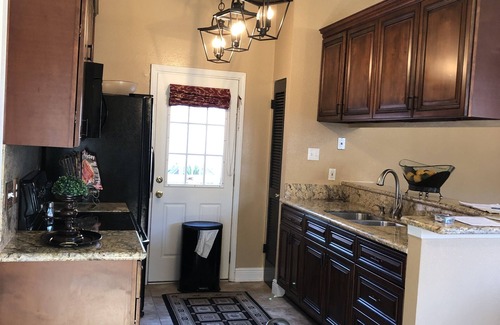 Algiers House | Minutes to French Quarter and Downtown 3 Bdrm $275 A Night.