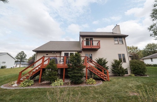 Green Bay House | Minutes to Lambeau, Quiet Running Routes, Park Nearby, Pet-Friendly Retreat!