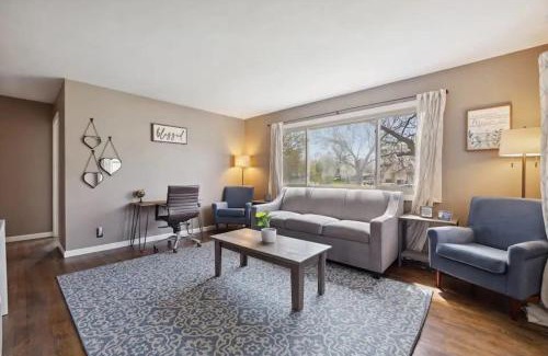 Georgetown House | Minutes to Notre Dame - The Light on Brighton