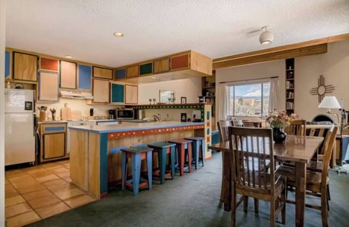 El Prado Condo | Minutes to Ski Valley, Rivers, Hiking 3 bedroom condo in El Prado, great views,