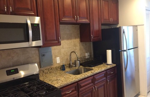 Silver Spring Apartment | Minutes to Washington DC - Newly Remodeled 2 BR Apt, Silver Spring, Maryland