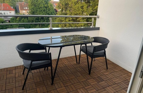 Gelsenkirchen-Mitte Condo | MIO's Modern DG. Apartment in central location