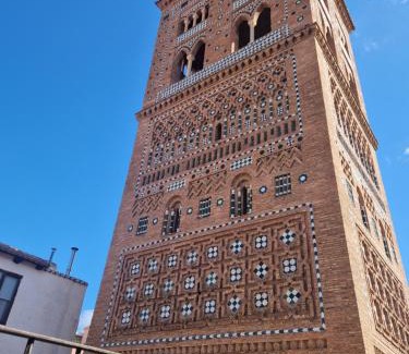Old Town Apartment | Mirador La Torre- céntrico con parking privado gratis