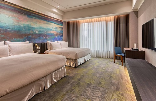 Zhongshan Hotel | Miramar Garden Taipei