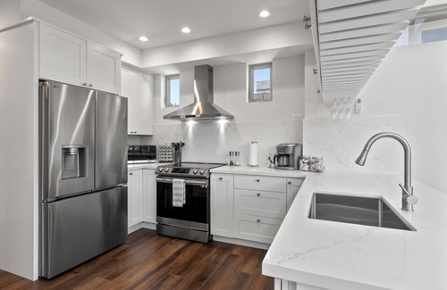 El Granada House | Miramar Oasis! Ocean View, Steps2Beach, Roof Deck, Fire Pit, Coastal Trail