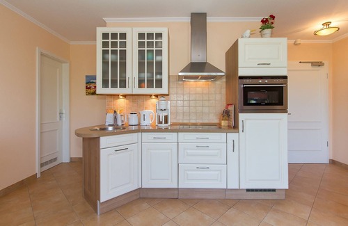 Ostseebad Kuhlungsborn Apartment | Miramare with sauna in the Ostseeallee (object 23) - Miramare - 23-34 with W-LAN