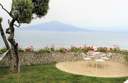 Priora House | MiraSorrento, romantic view on the bay of Naples