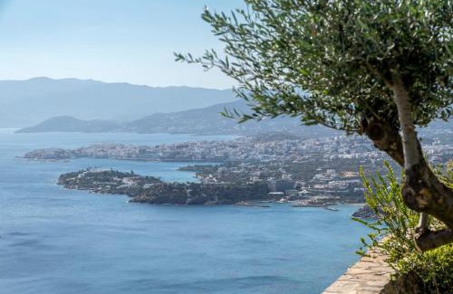 Agios Nikolaos Villa | MiraView - Villas & Residences