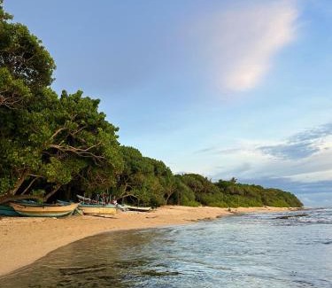 Thalaramba Resort | MIRISSA Reef Serenity