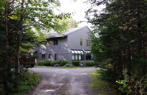 Lake Placid House | Mirror Lake Waterfront with Mountain and Lake Views, Sleeps 10.npermit # 200031