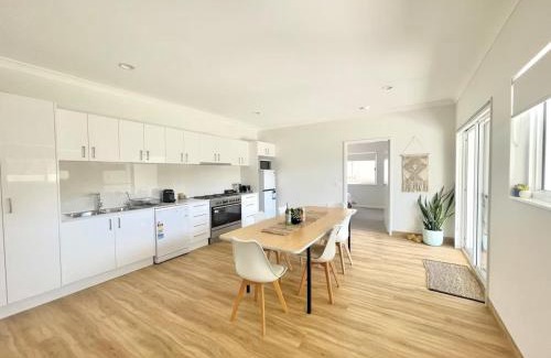 Mollymook Beach House | Misons Guesthouse