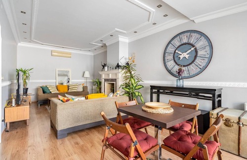 Osmanbey Apartment | Missafir Exclusive Flat with Terrace in Nisantasi