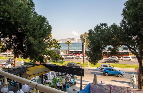 Karsiyaka Apartment | Missafir Flat near Karsiyaka Coast in Karsiyaka