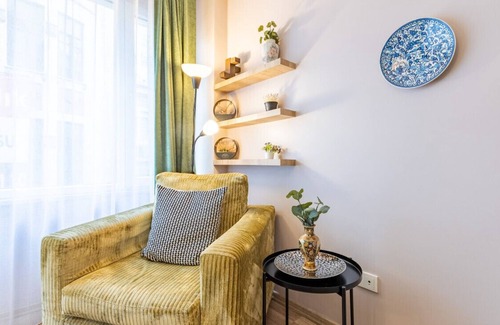 Cumhuriyet Apartment | Missafir Sleek and Central Flat in Nisantasi
