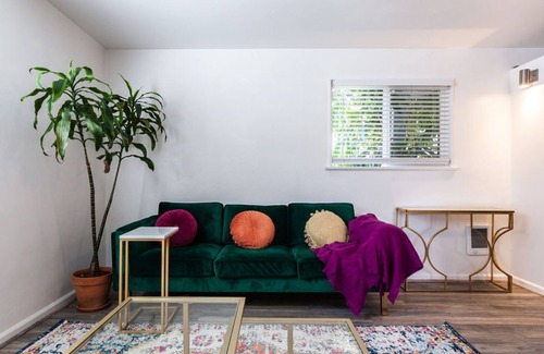 Crown Point House | Mission Bay Beach Cottage